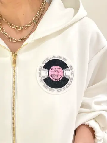 GRACE CONTINENTAL yoshi コーディネート画像