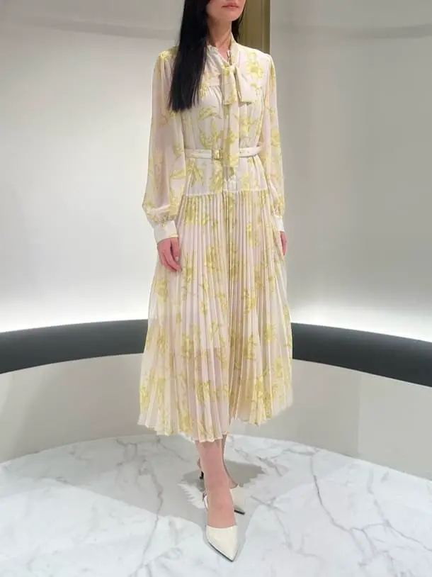 GRACE CONTINENTAL 髙田　美衣 コーディネート画像