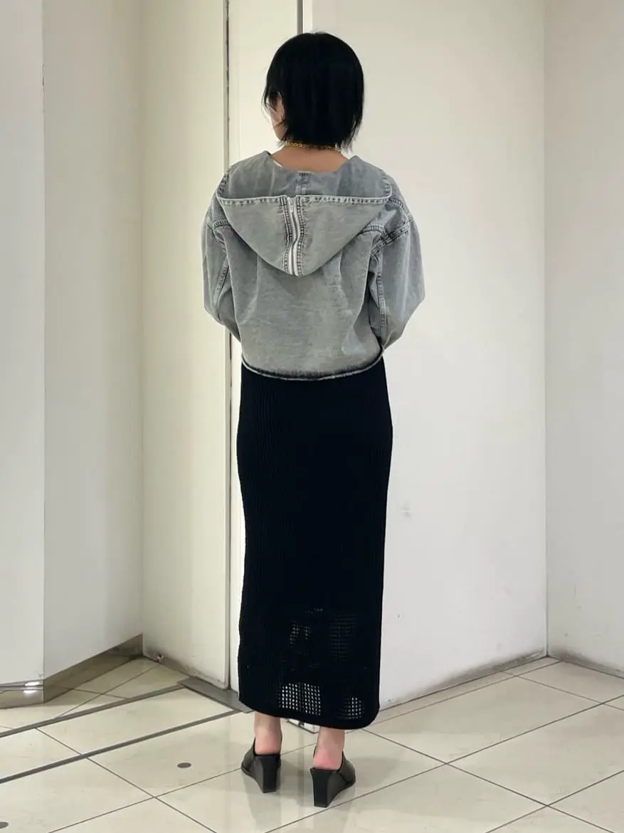 GRACE CONTINENTAL yoshi コーディネート画像