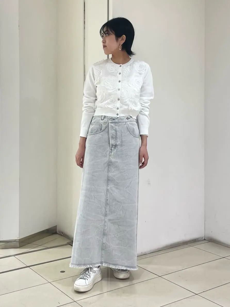 GRACE CONTINENTAL yoshi コーディネート画像