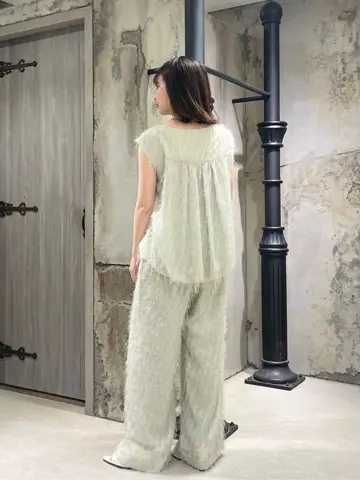 GRACE CONTINENTAL minami コーディネート画像