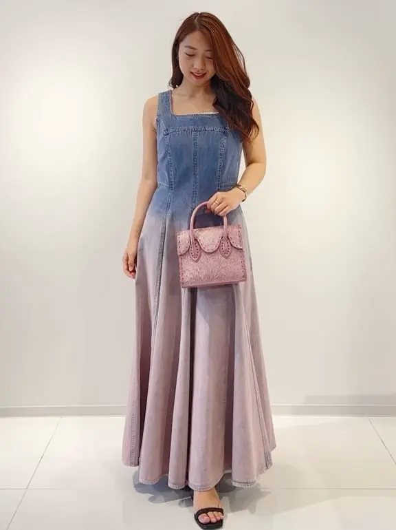 GRACE CONTINENTAL HIGASHIGAWA.R コーディネート画像