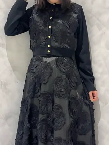 GRACE CONTINENTAL OZAWA コーディネート画像