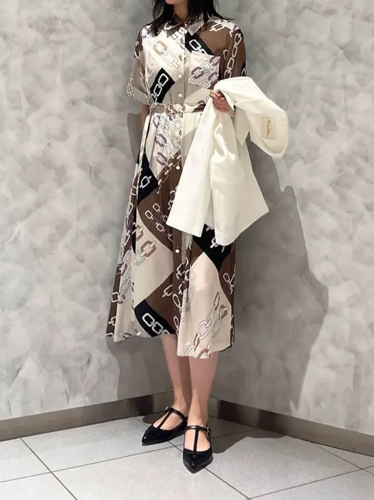 GRACE CONTINENTAL OZAWA コーディネート画像