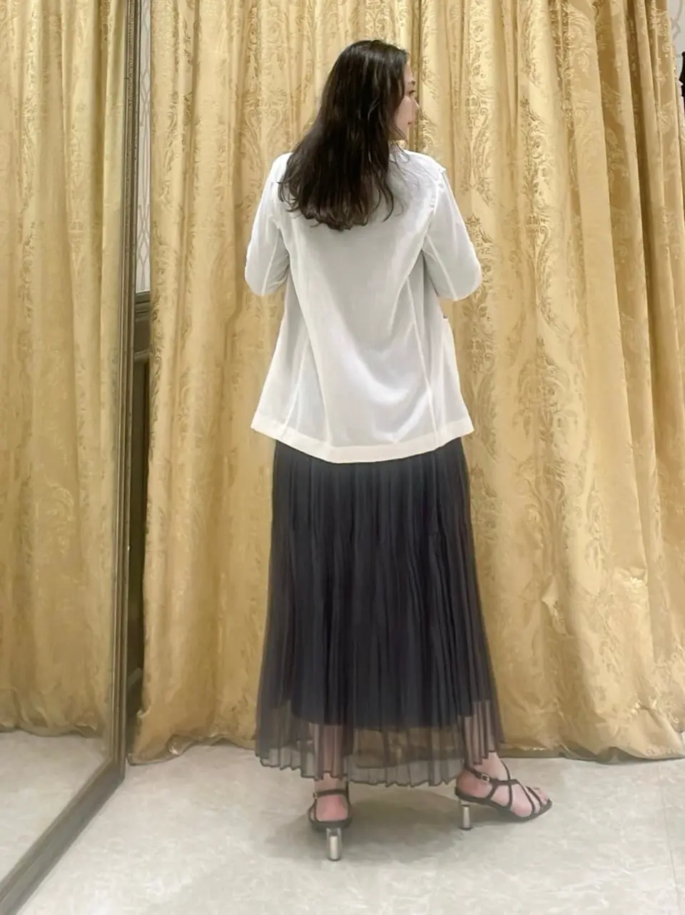 GRACE CONTINENTAL 泉　敦子 コーディネート画像