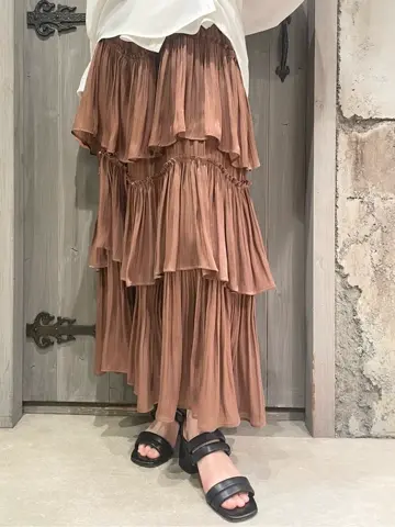 GRACE CONTINENTAL minami コーディネート画像