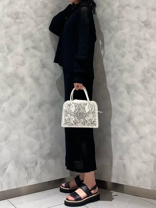 GRACE CONTINENTAL OZAWA コーディネート画像