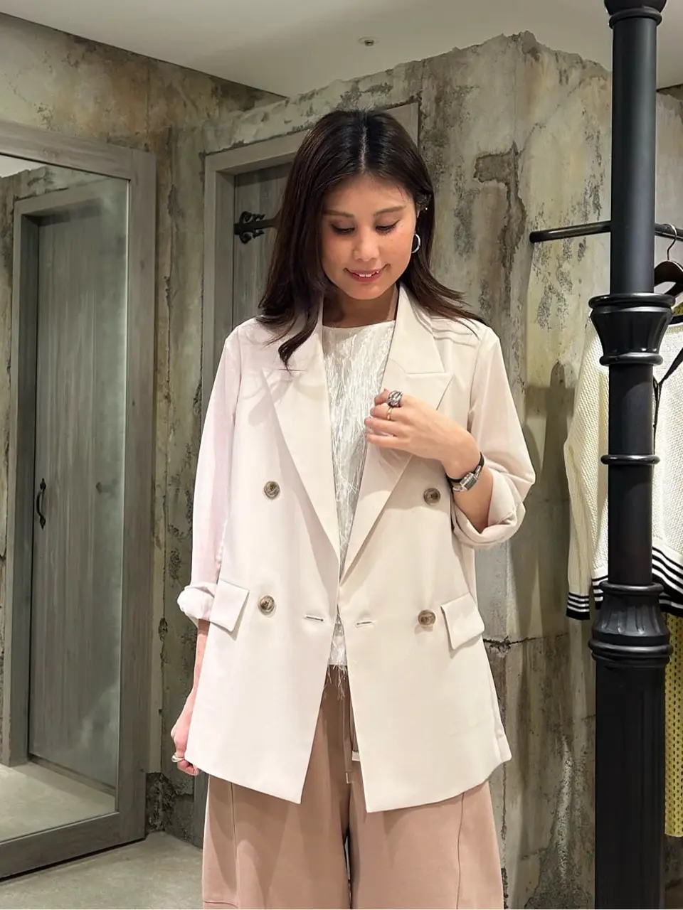 GRACE CONTINENTAL 志田　悠 コーディネート画像