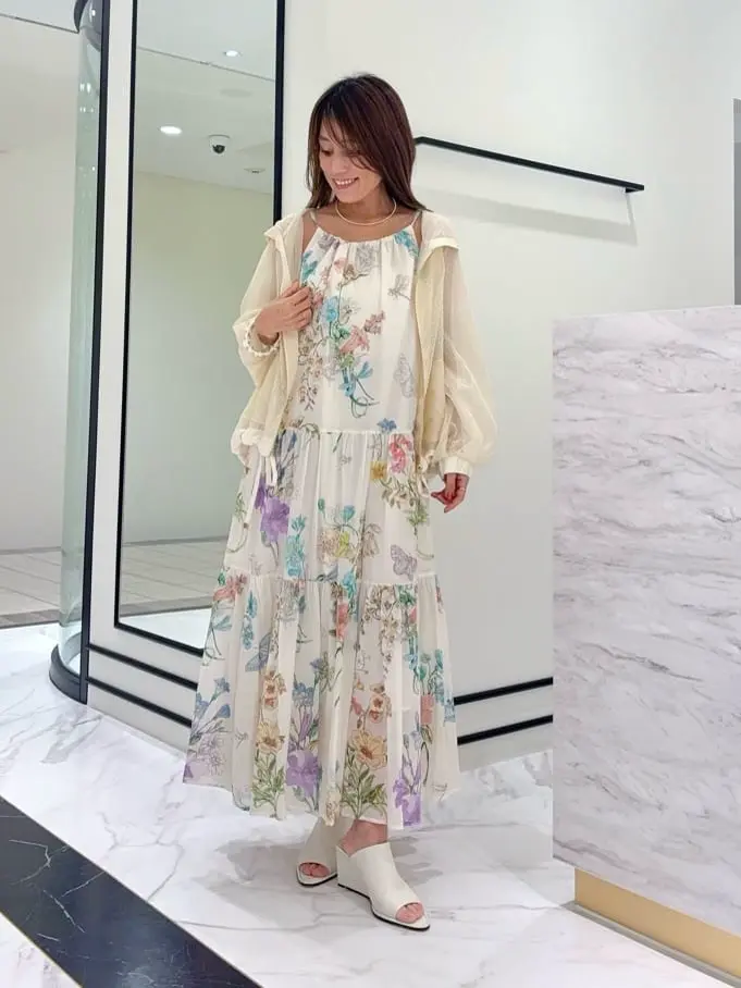 GRACE CONTINENTAL yukimi yonee コーディネート画像