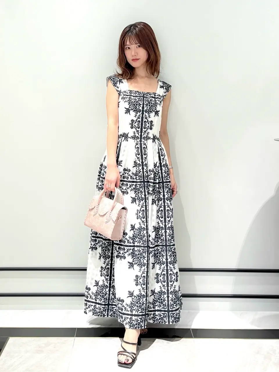 GRACE CONTINENTAL A.Kameyama コーディネート画像