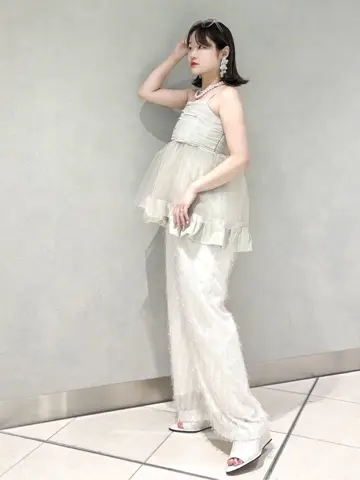 GRACE CONTINENTAL SAYUMI Nagashima コーディネート画像