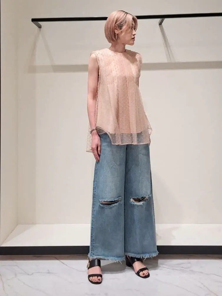 GRACE CONTINENTAL 今野　志保 コーディネート画像