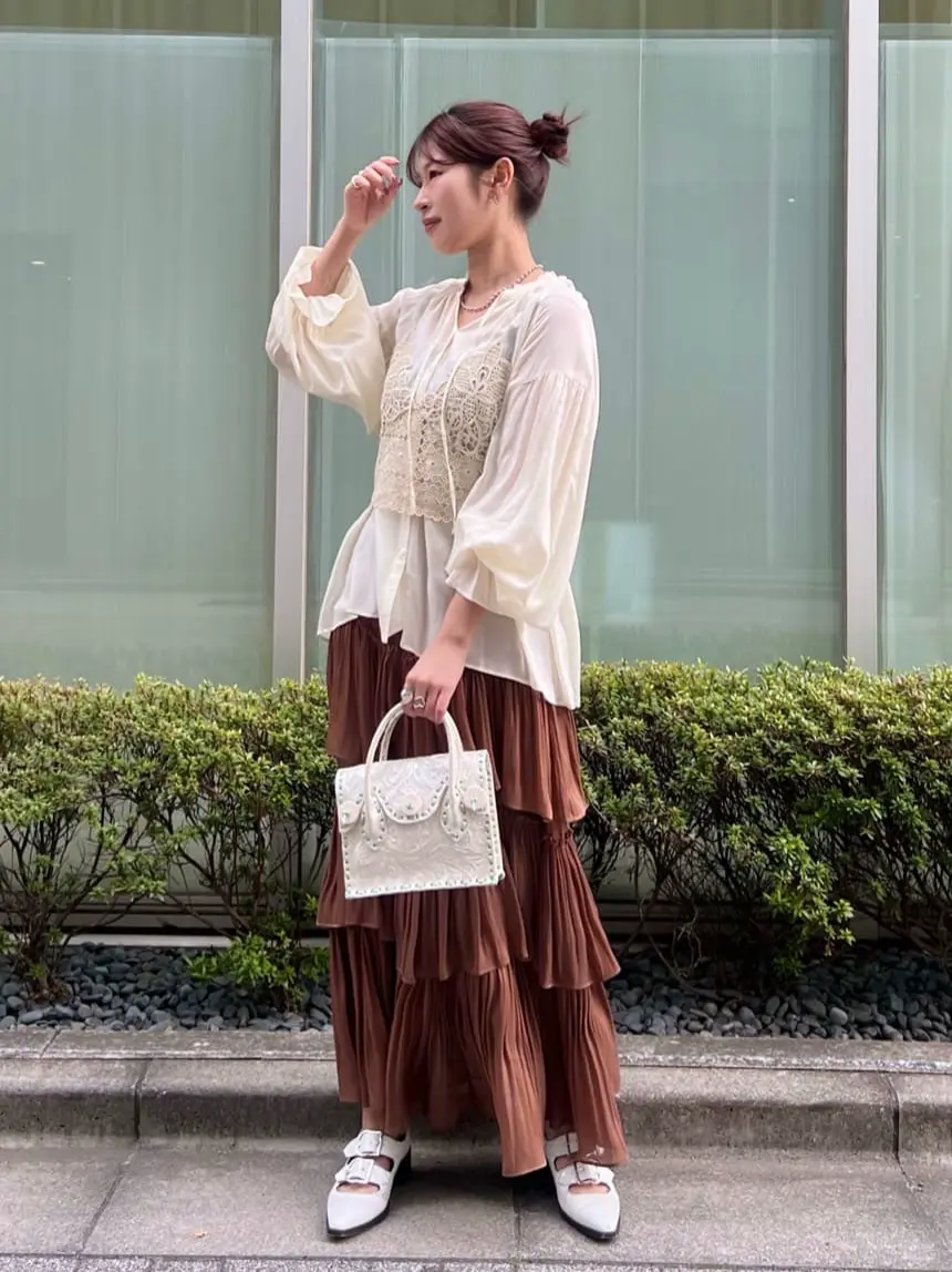 GRACE CONTINENTAL NORIA コーディネート画像