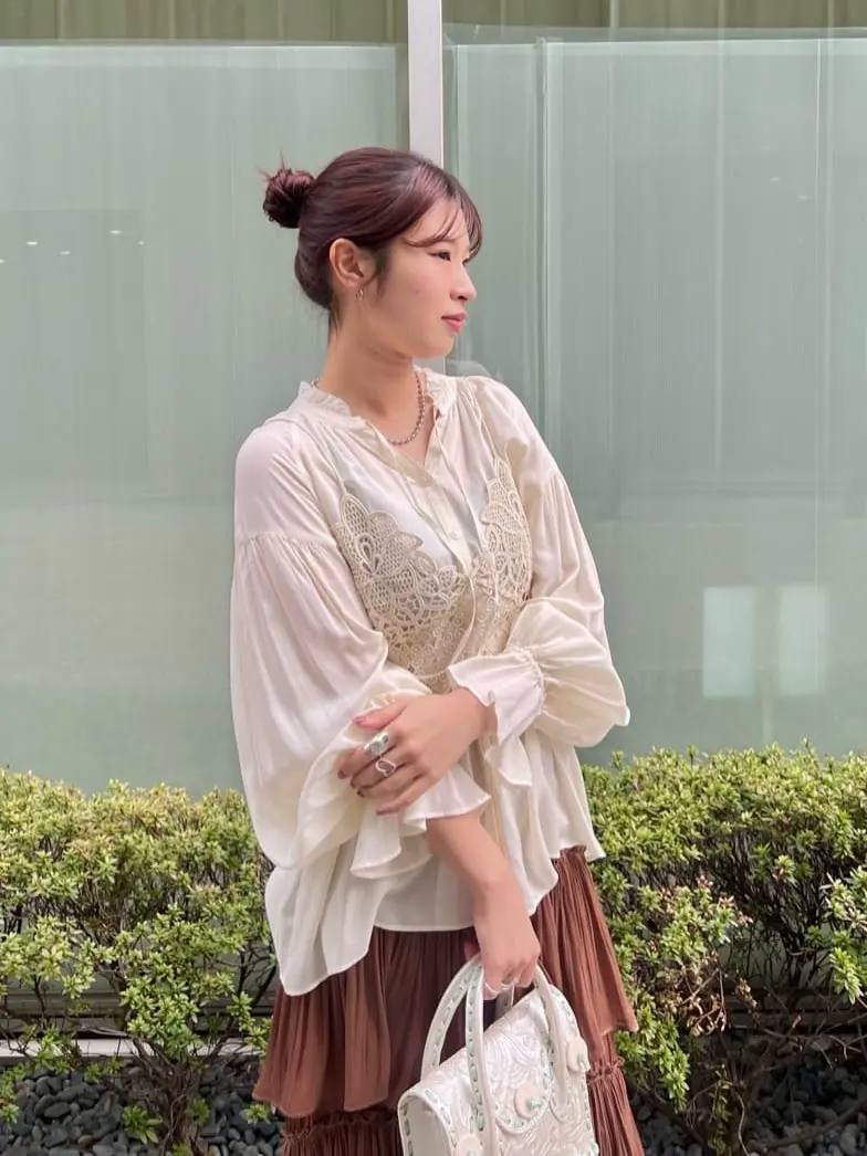 GRACE CONTINENTAL NORIA コーディネート画像