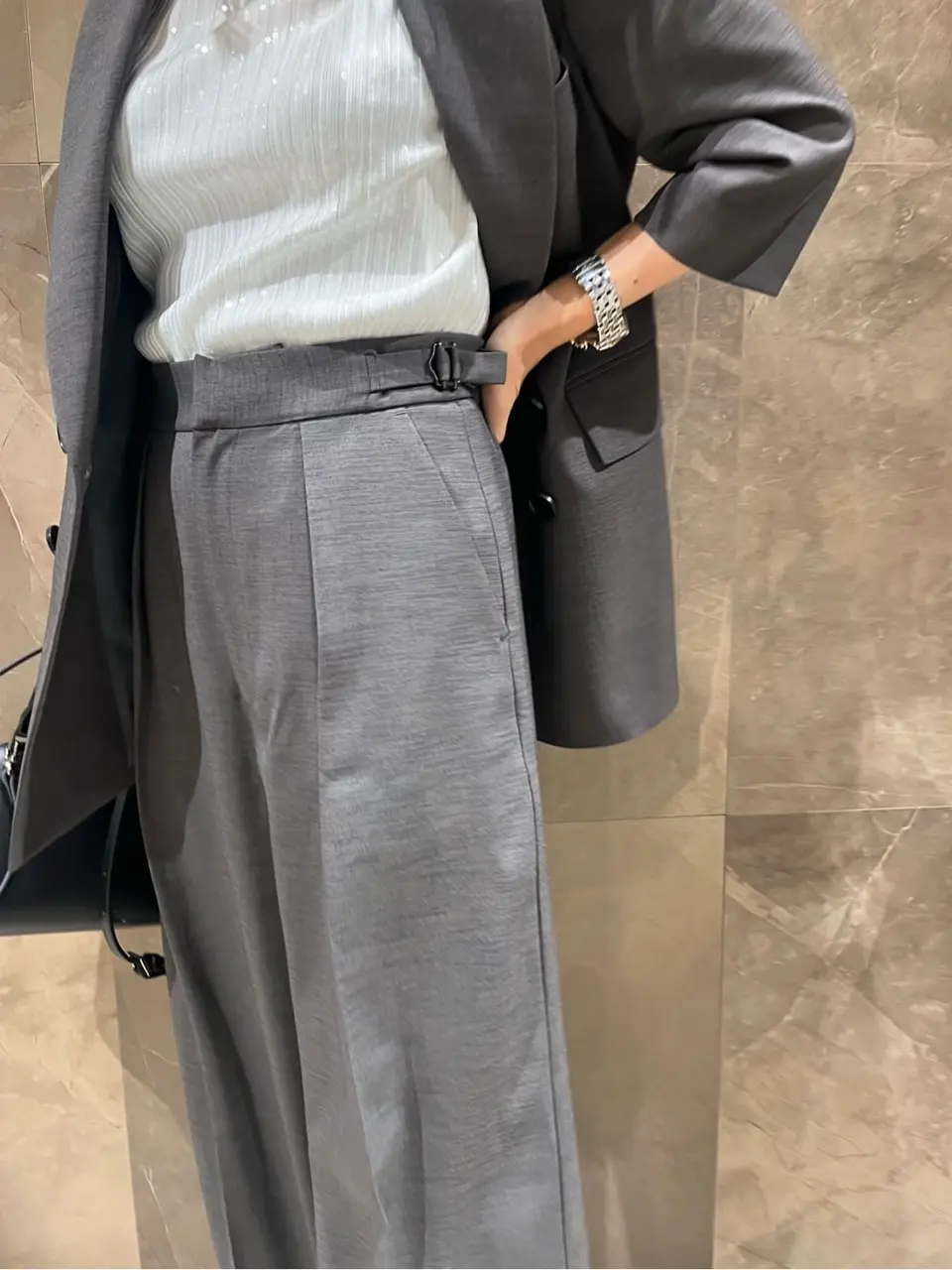 GRACE CONTINENTAL 穐山　香織 コーディネート画像