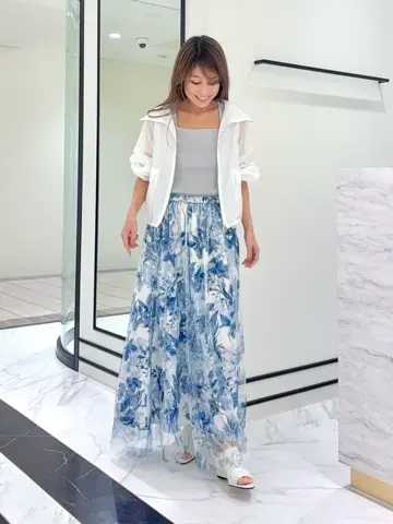 GRACE CONTINENTAL yukimi yonee コーディネート画像