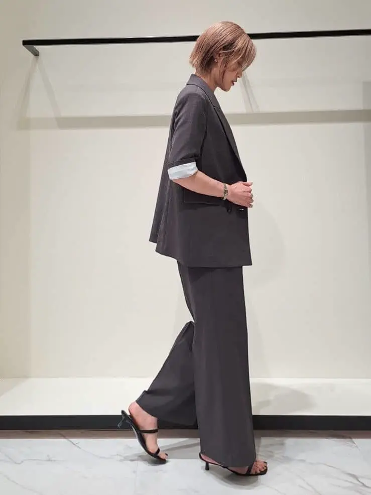 GRACE CONTINENTAL 今野　志保 コーディネート画像