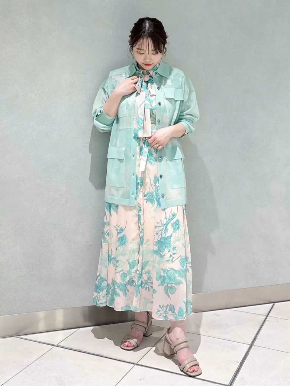 GRACE CONTINENTAL SAYUMI Nagashima コーディネート画像