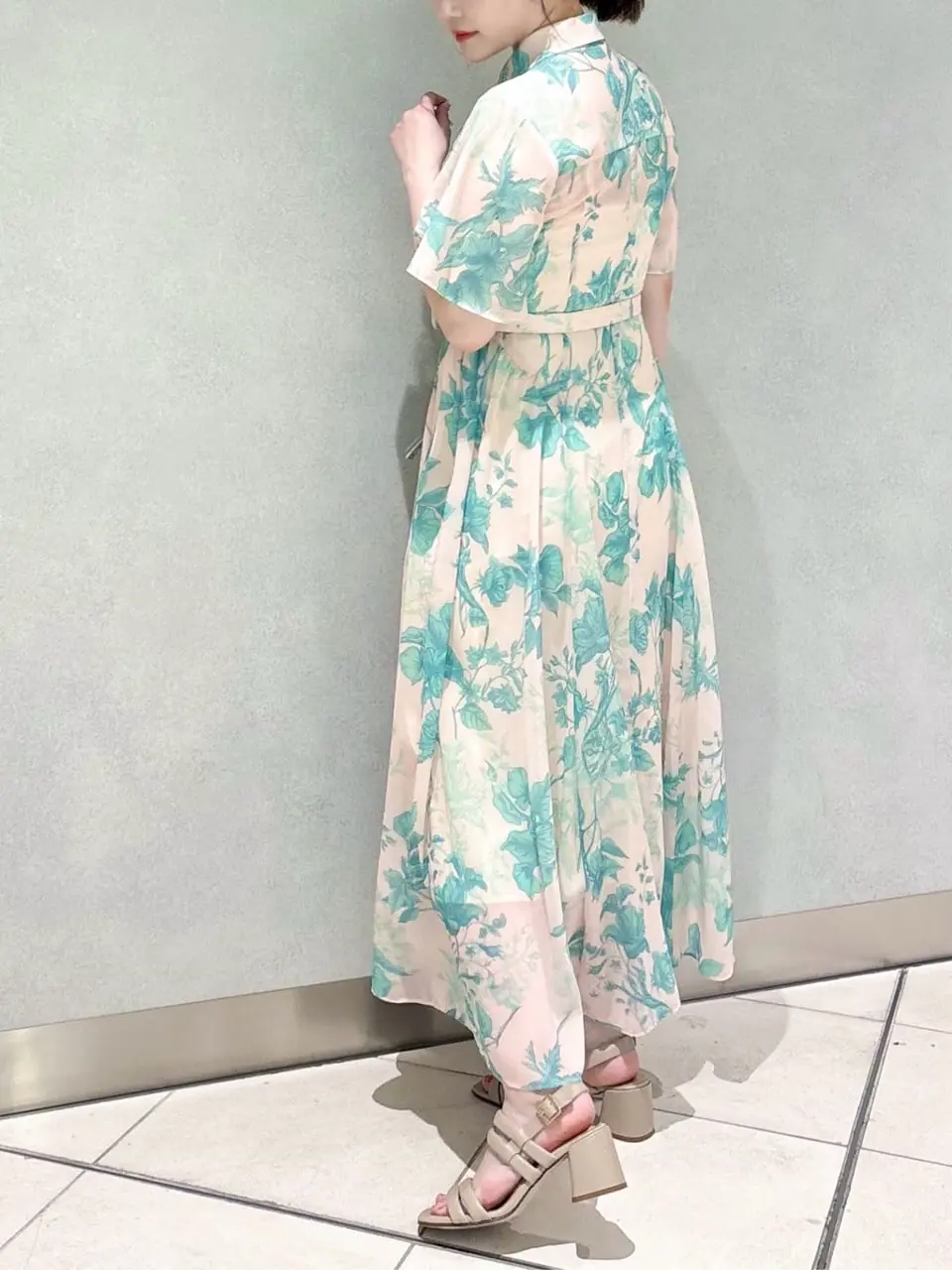 GRACE CONTINENTAL SAYUMI Nagashima コーディネート画像