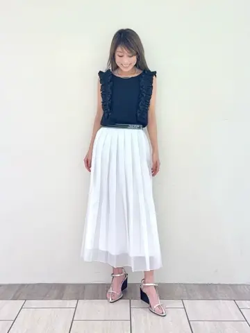 GRACE CONTINENTAL yukimi yonee コーディネート画像