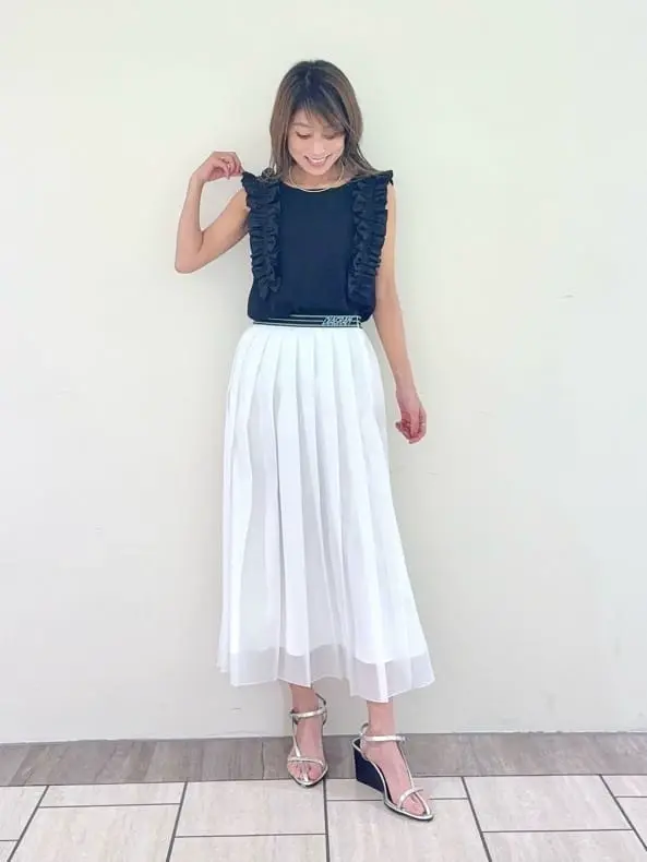 GRACE CONTINENTAL yukimi yonee コーディネート画像