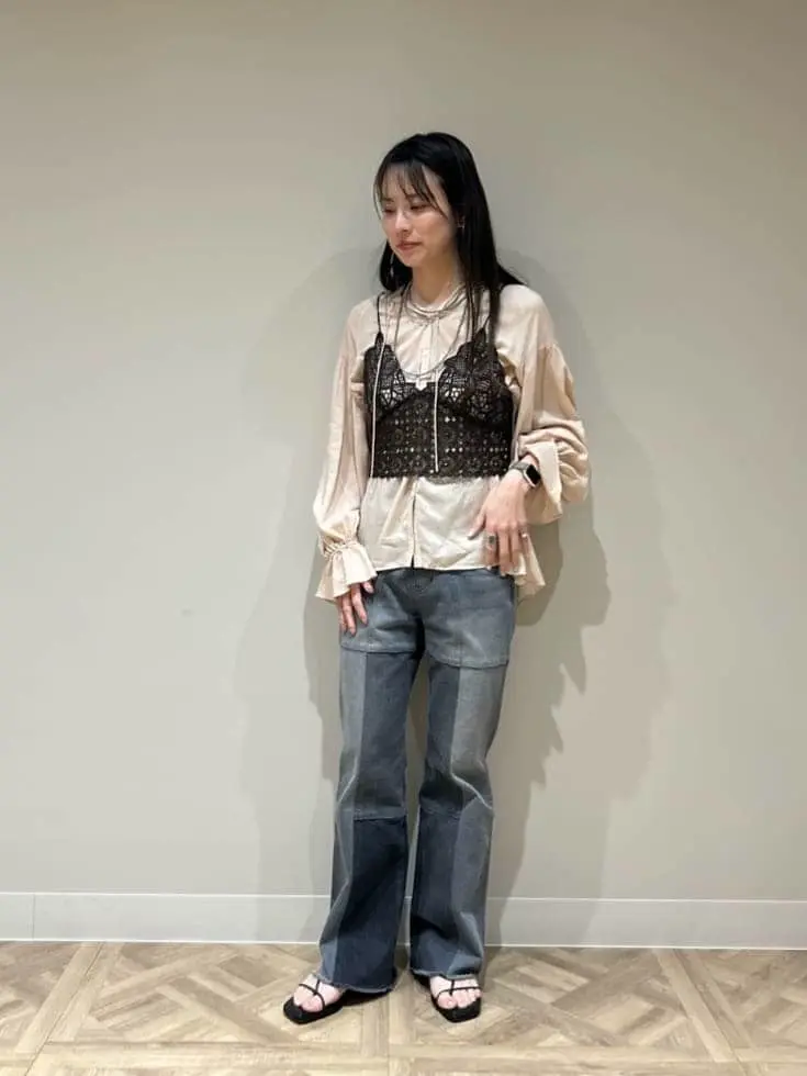 GRACE CONTINENTAL Hikaru Okada コーディネート画像