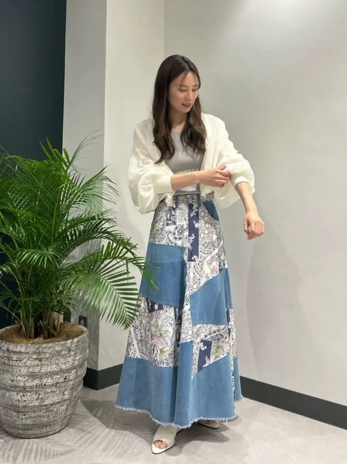 GRACE CONTINENTAL Hikaru Okada コーディネート画像