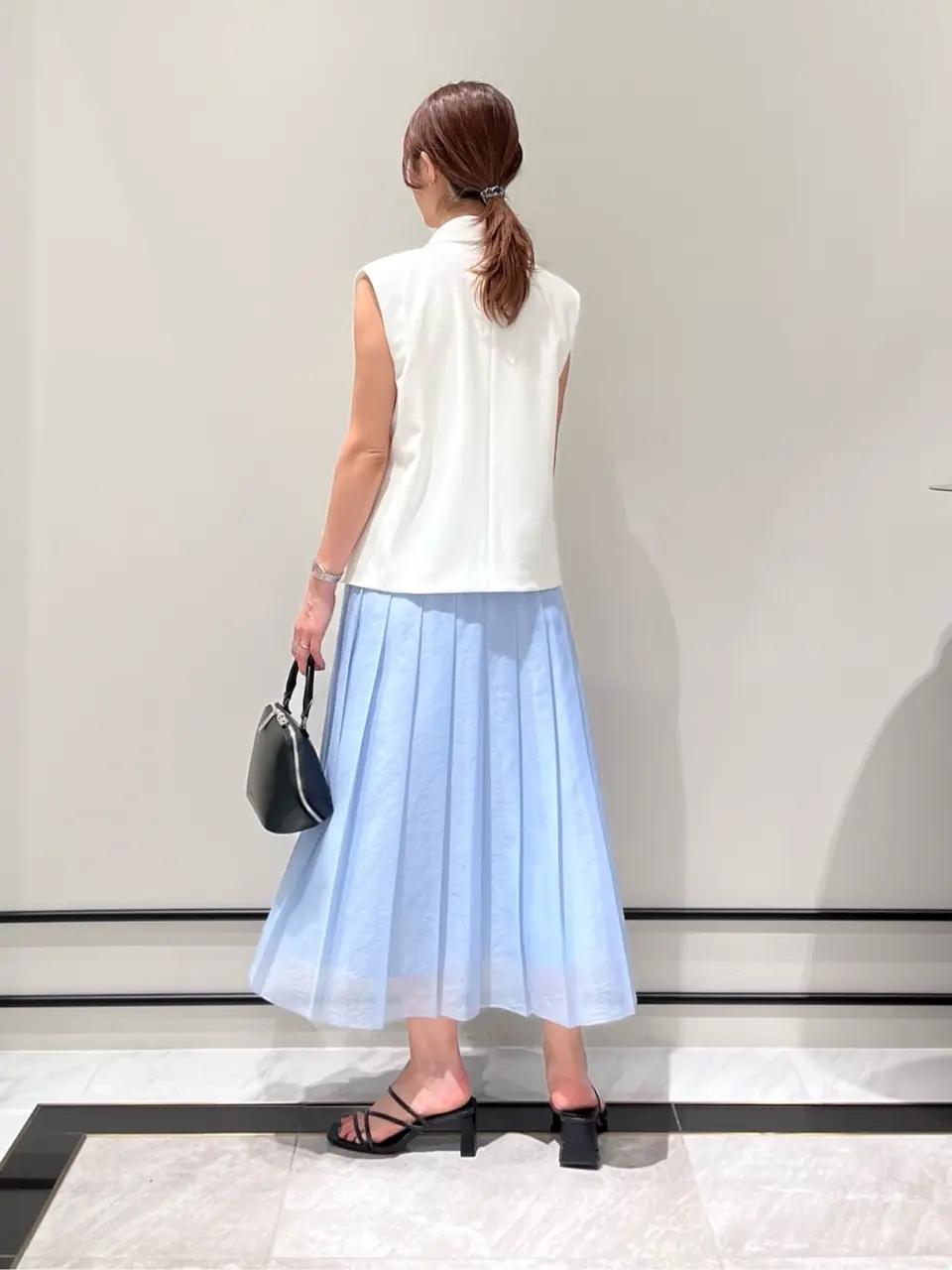 GRACE CONTINENTAL A.Kameyama コーディネート画像