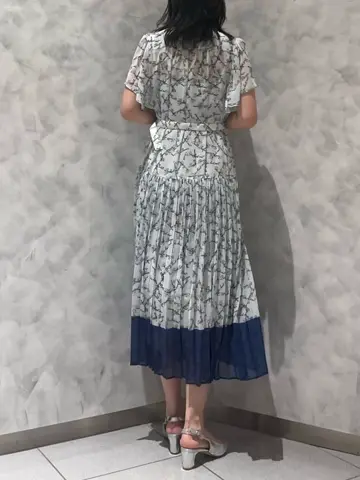 GRACE CONTINENTAL OZAWA コーディネート画像