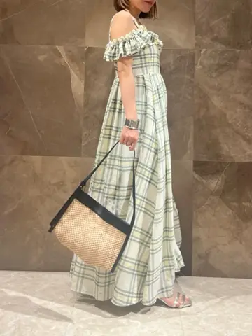 GRACE CONTINENTAL 穐山　香織 コーディネート画像