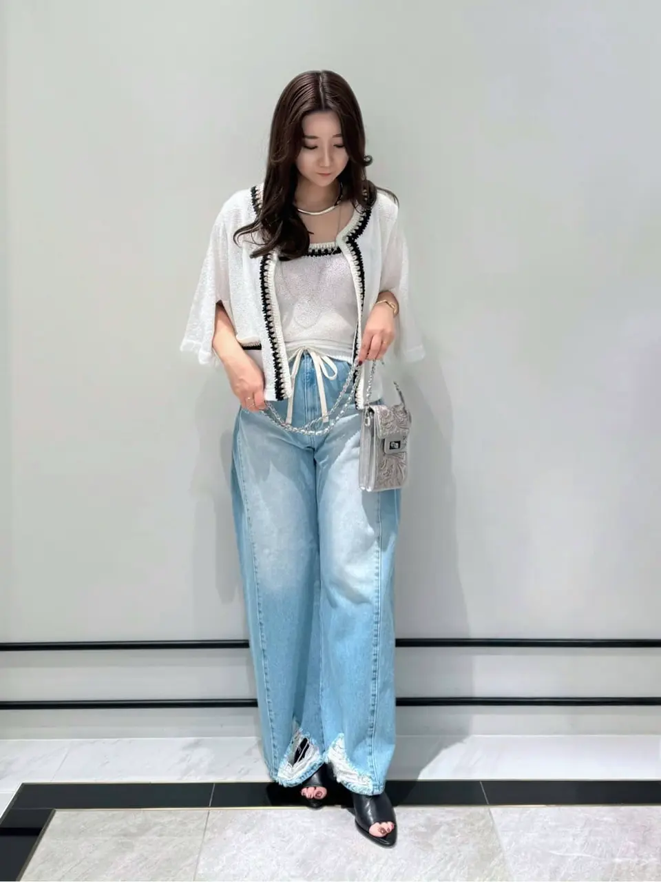 GRACE CONTINENTAL MOMOKO コーディネート画像