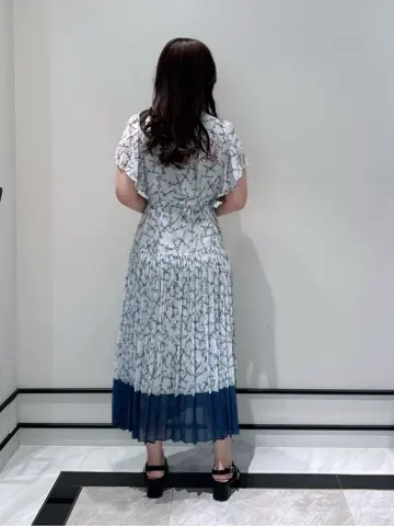 GRACE CONTINENTAL MOMOKO コーディネート画像