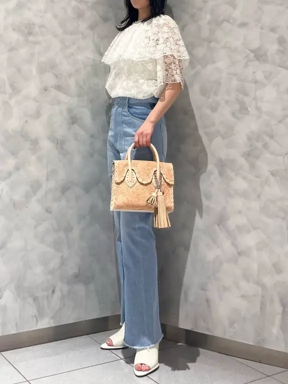 GRACE CONTINENTAL OZAWA コーディネート画像