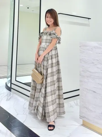 GRACE CONTINENTAL yukimi yonee コーディネート画像