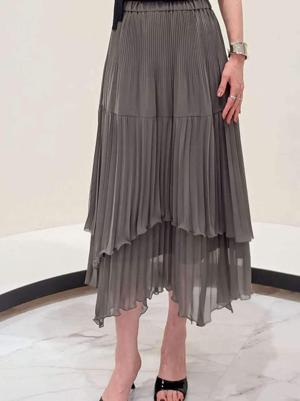 GRACE CONTINENTAL 今野　志保 コーディネート画像