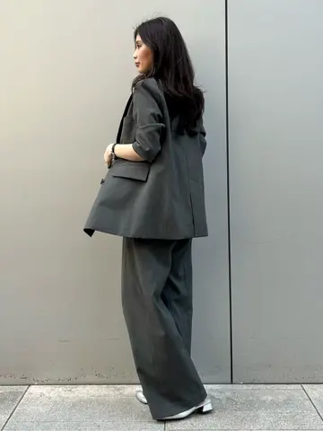 GRACE CONTINENTAL 志田　悠 コーディネート画像