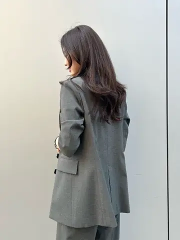 GRACE CONTINENTAL 志田　悠 コーディネート画像