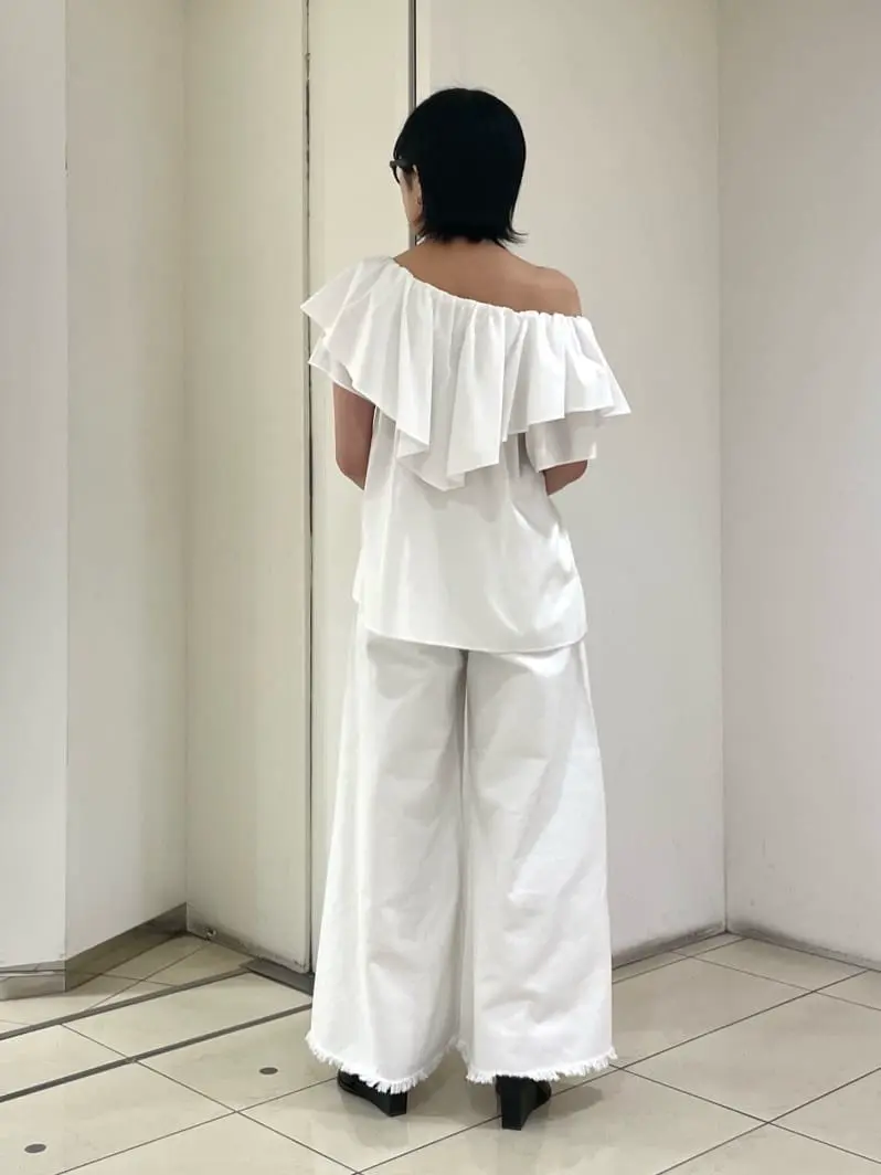 GRACE CONTINENTAL yoshi コーディネート画像