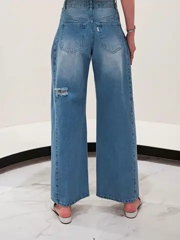 GRACE CONTINENTAL 今野　志保 コーディネート画像