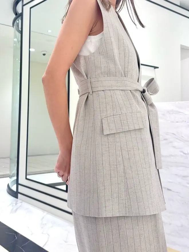 GRACE CONTINENTAL yukimi yonee コーディネート画像