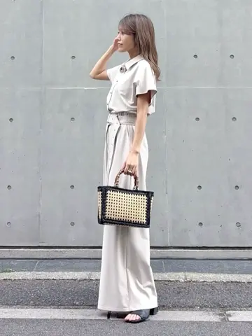 GRACE CONTINENTAL yukimi yonee コーディネート画像