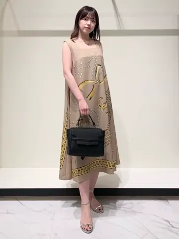 GRACE CONTINENTAL 平野 裕華 コーディネート画像