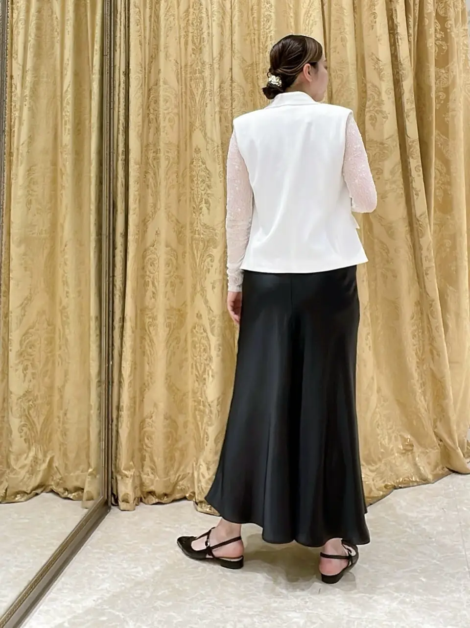 GRACE CONTINENTAL 泉　敦子 コーディネート画像