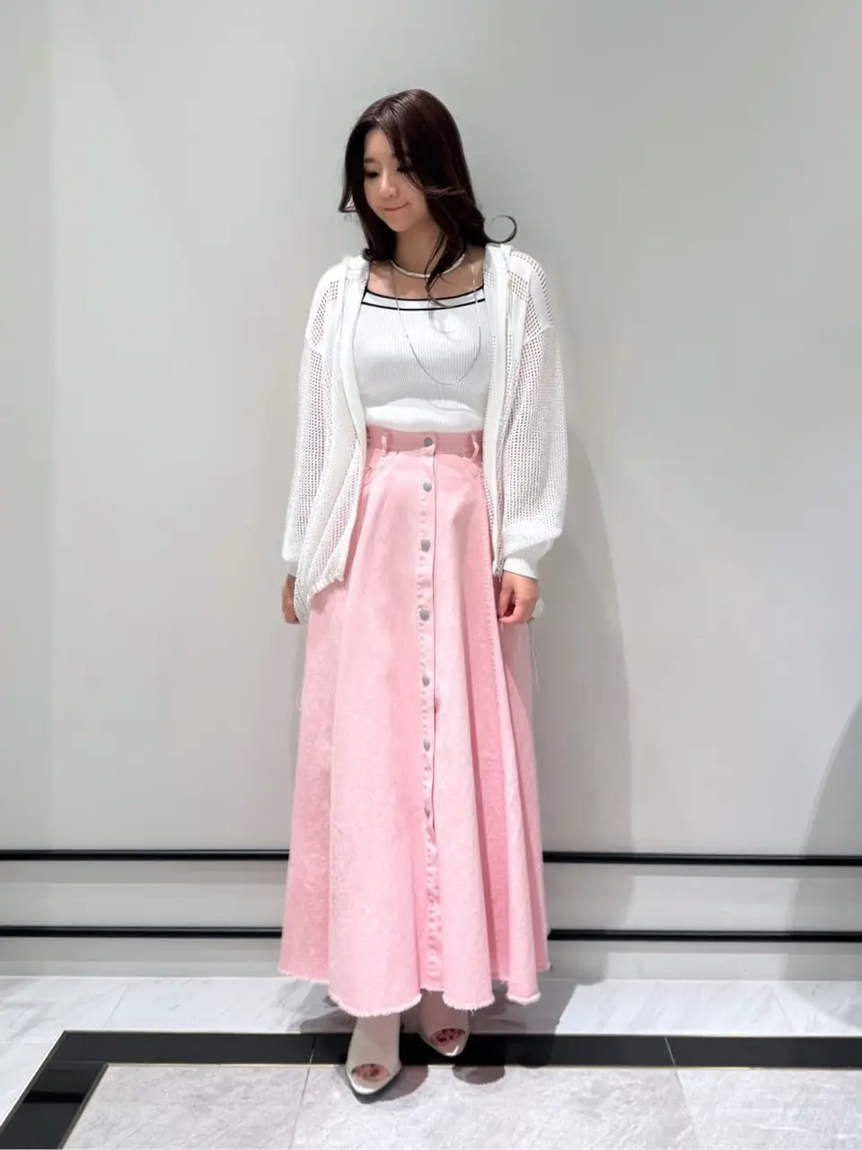 GRACE CONTINENTAL MOMOKO コーディネート画像