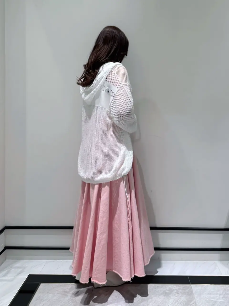 GRACE CONTINENTAL MOMOKO コーディネート画像