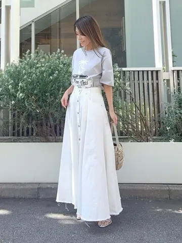 GRACE CONTINENTAL yukimi yonee コーディネート画像