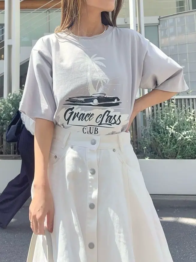 GRACE CONTINENTAL yukimi yonee コーディネート画像