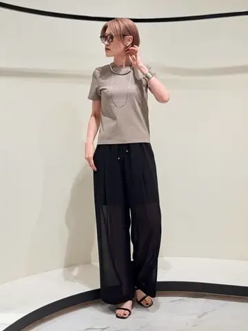 GRACE CONTINENTAL 今野　志保 コーディネート画像