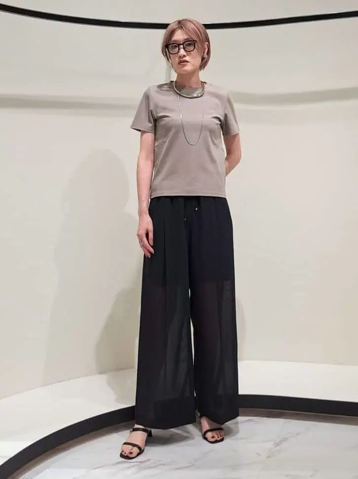 GRACE CONTINENTAL 今野　志保 コーディネート画像