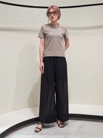 GRACE CONTINENTAL 今野　志保 コーディネート画像